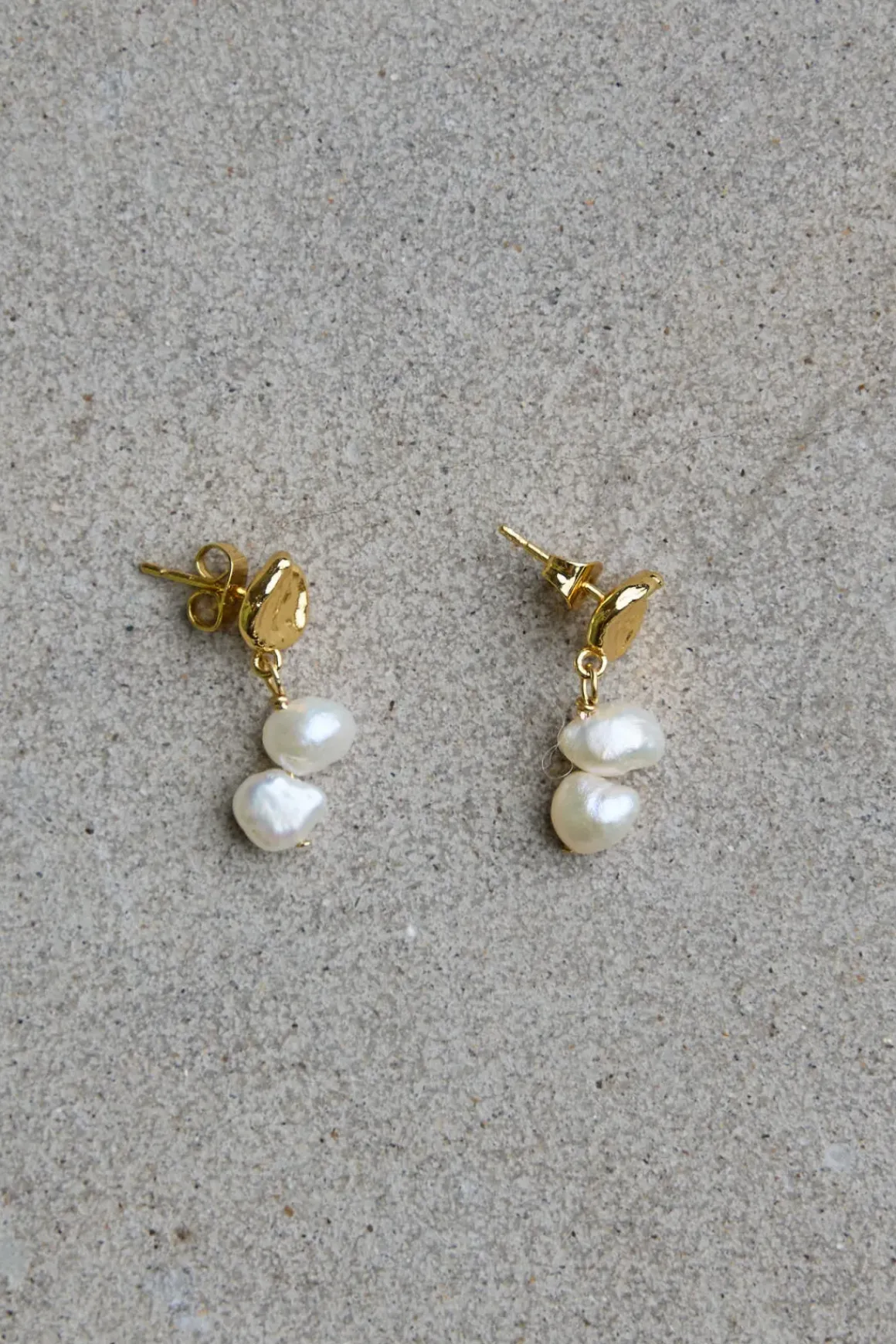 Øredobber - Pearly Drop Gold