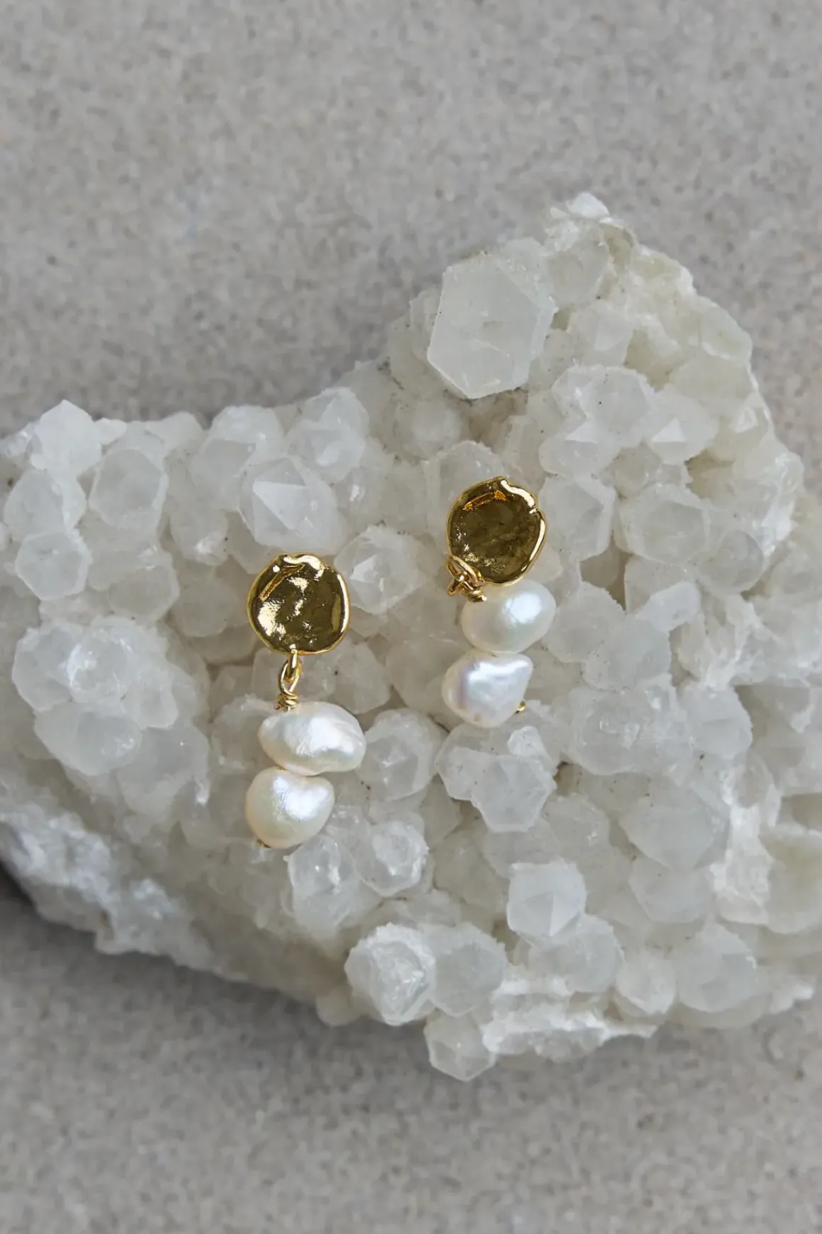 Øredobber - Pearly Drop Gold