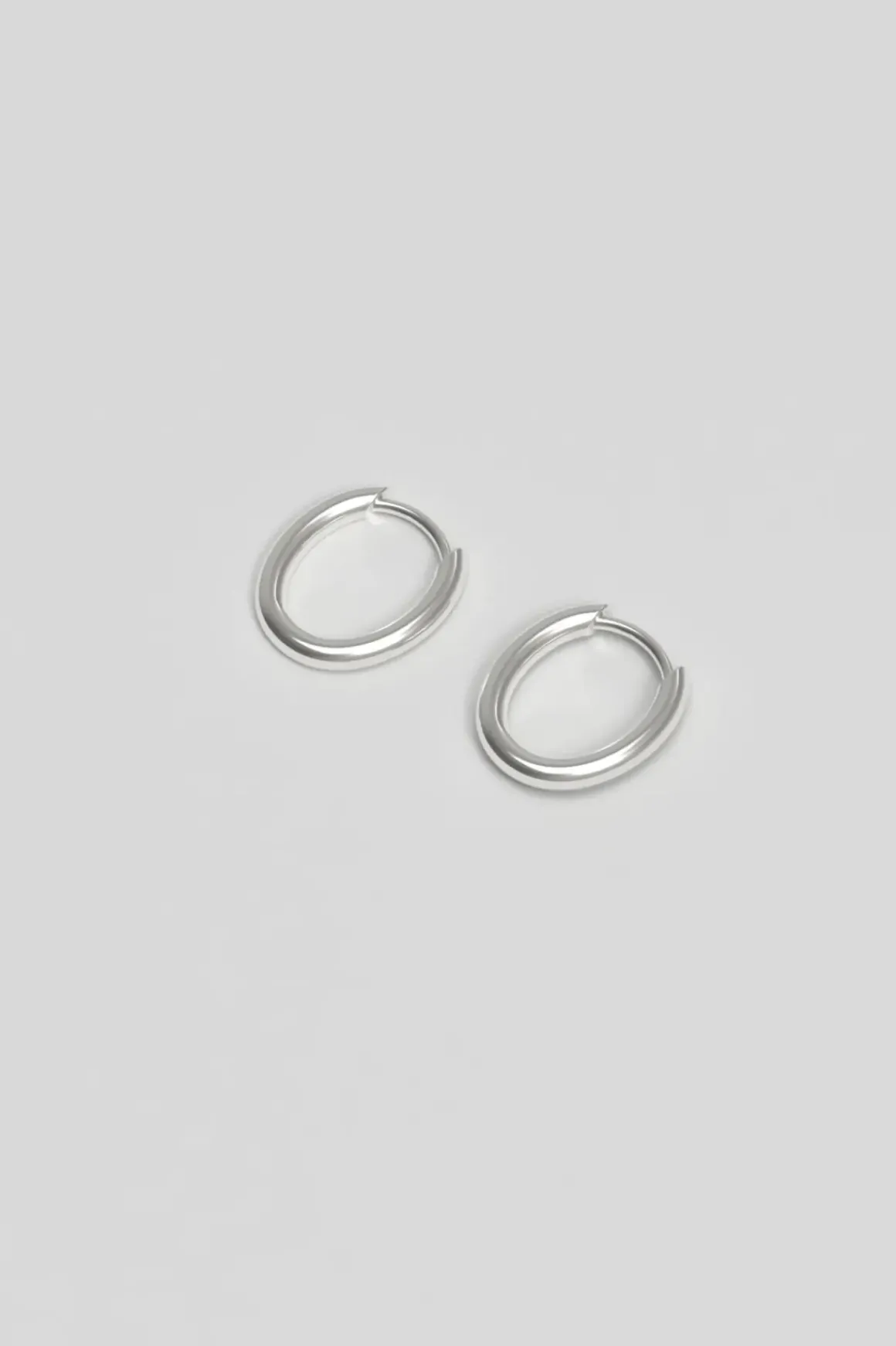 Øredobber - Slim Hoop Tiny Silver