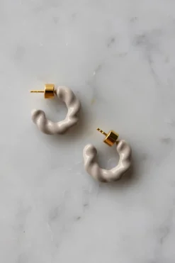 Øreringer - La Grande Bellezza Hoops 20mm Beige