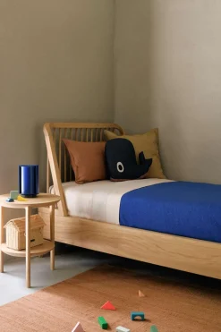 Seng - Spindle Bed 90x200cm Oak