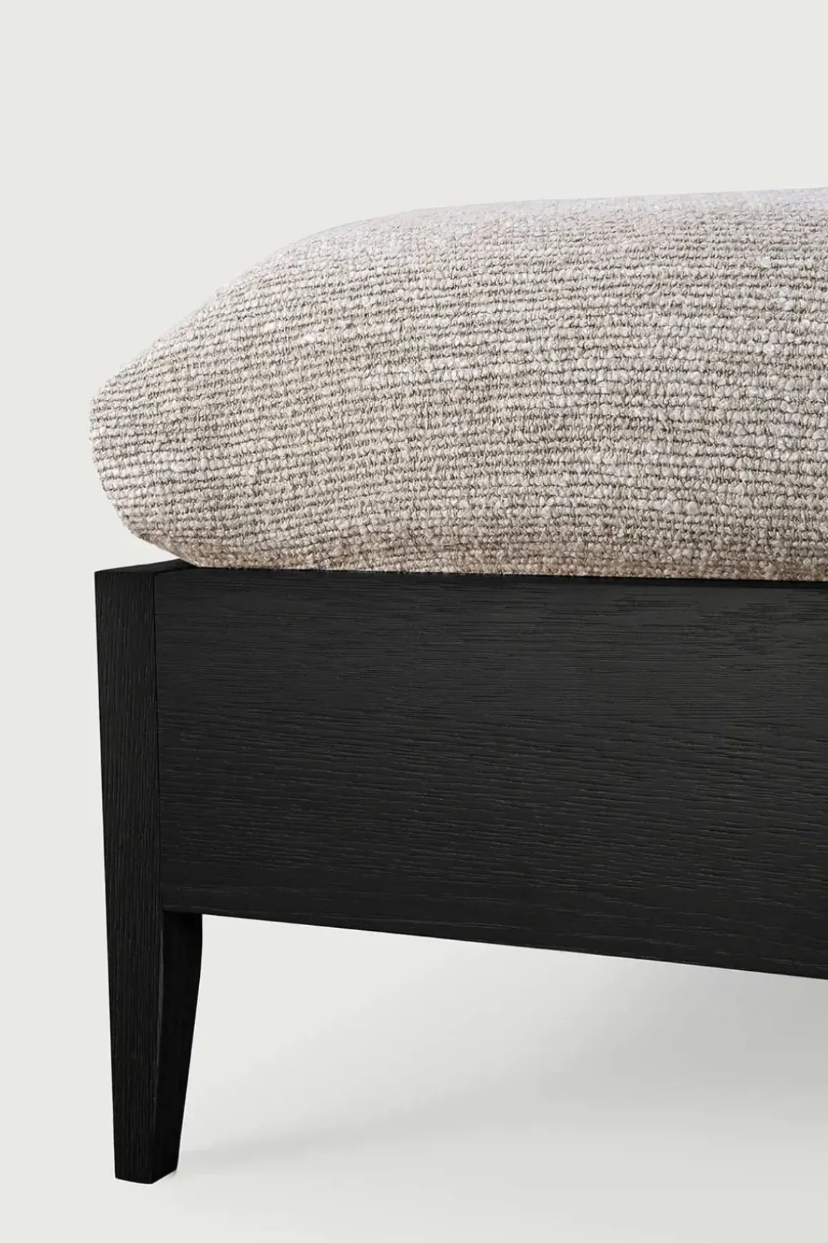 Seng - Spindle Bed 160x200cm Oak Black