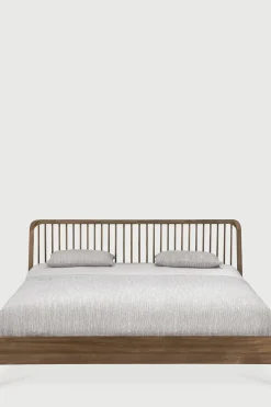 Seng - Spindle Bed 180x200cm Reclaimed Teak