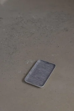 Serveringsbrett - S Grey/White Stripes