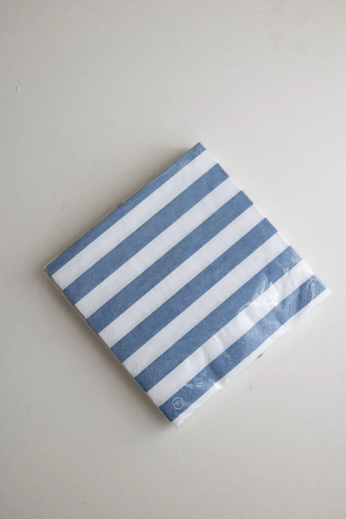 Servietter - Striper 33x33cm Lyseblå/Hvit