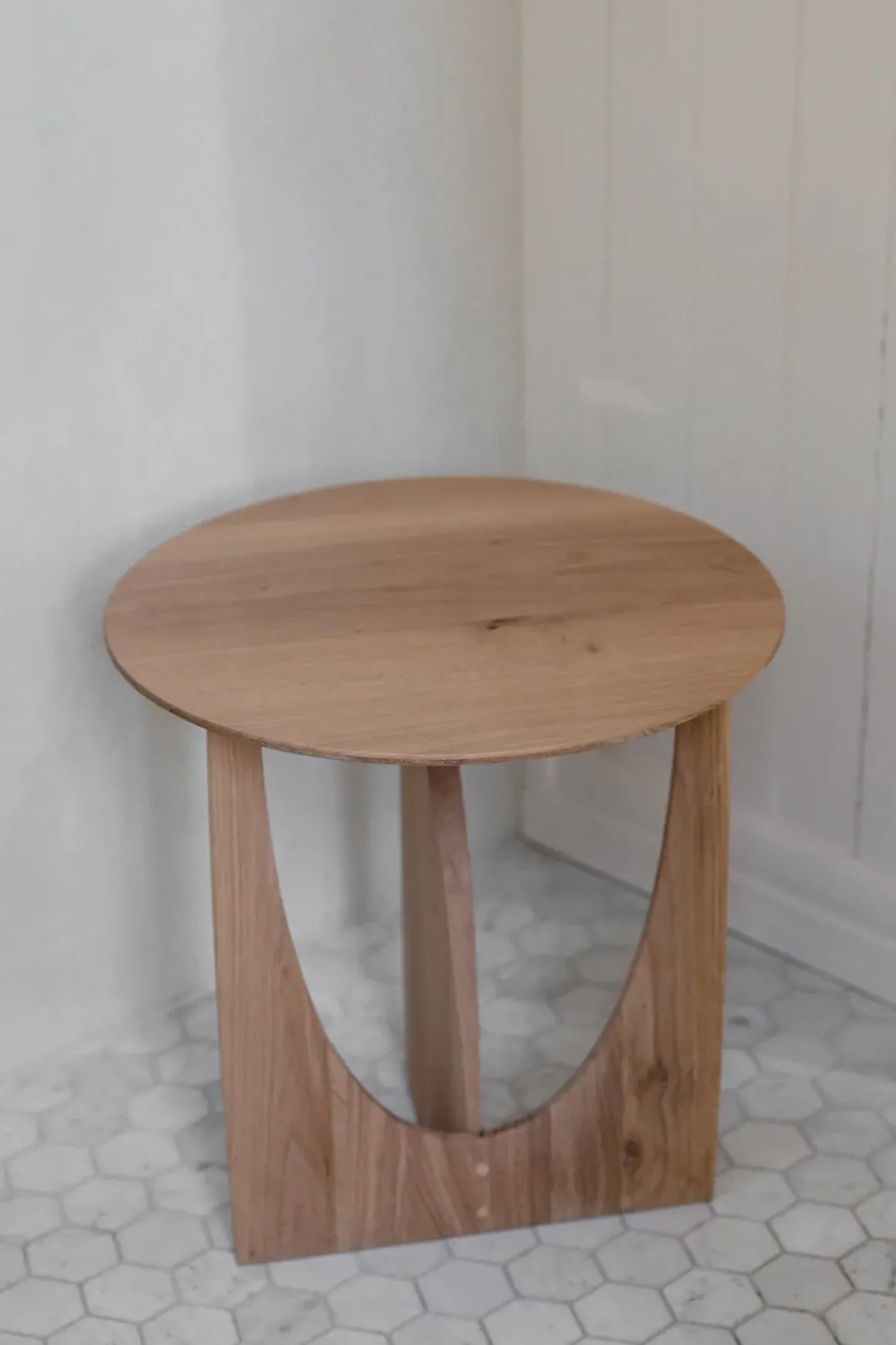 Sidebord - Geometric Oak