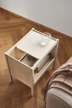 Sidebord - Journal Side Table Hvitoljet Eik
