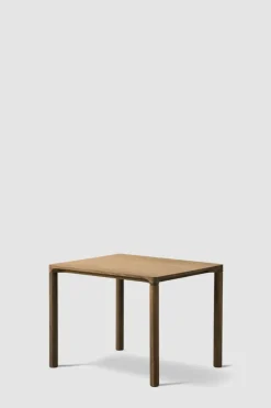 Sidebord - Piloti Modell 6705 46,5x39xh35 Røkt Eik