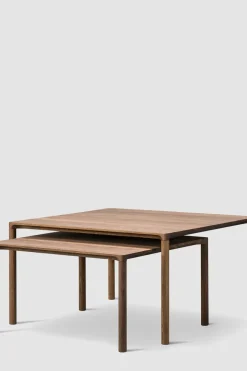 Sidebord - Piloti Modell 6725 63x63xh41cm Røkt Eik