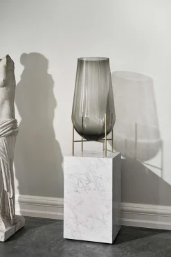 Sidebord - Plinth Tall 30x30xh51cm White Marble