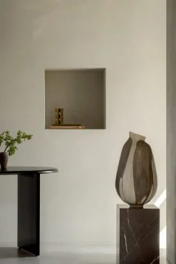 Sidebord - Plinth Tall 30x30xh51 Grey Kendzo Marble