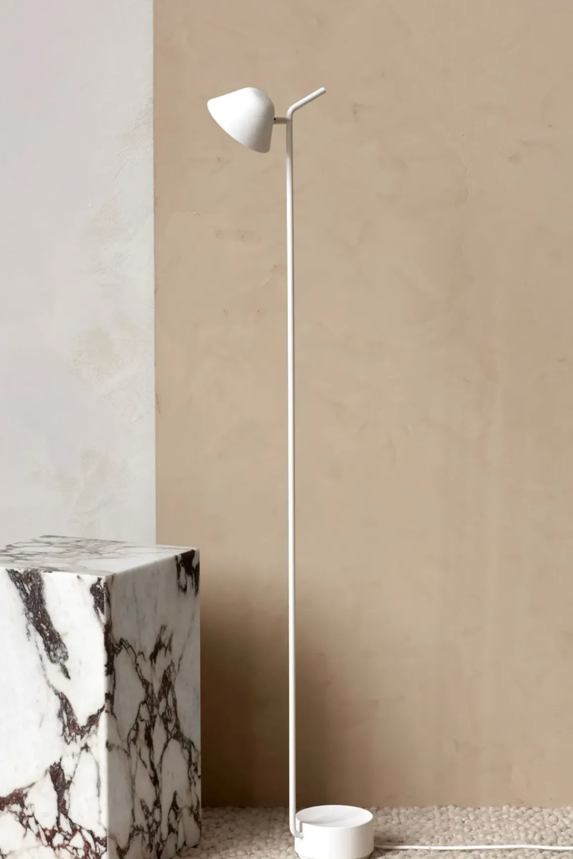 Sidebord - Plinth Tall 30x30xh51 Rose Marble