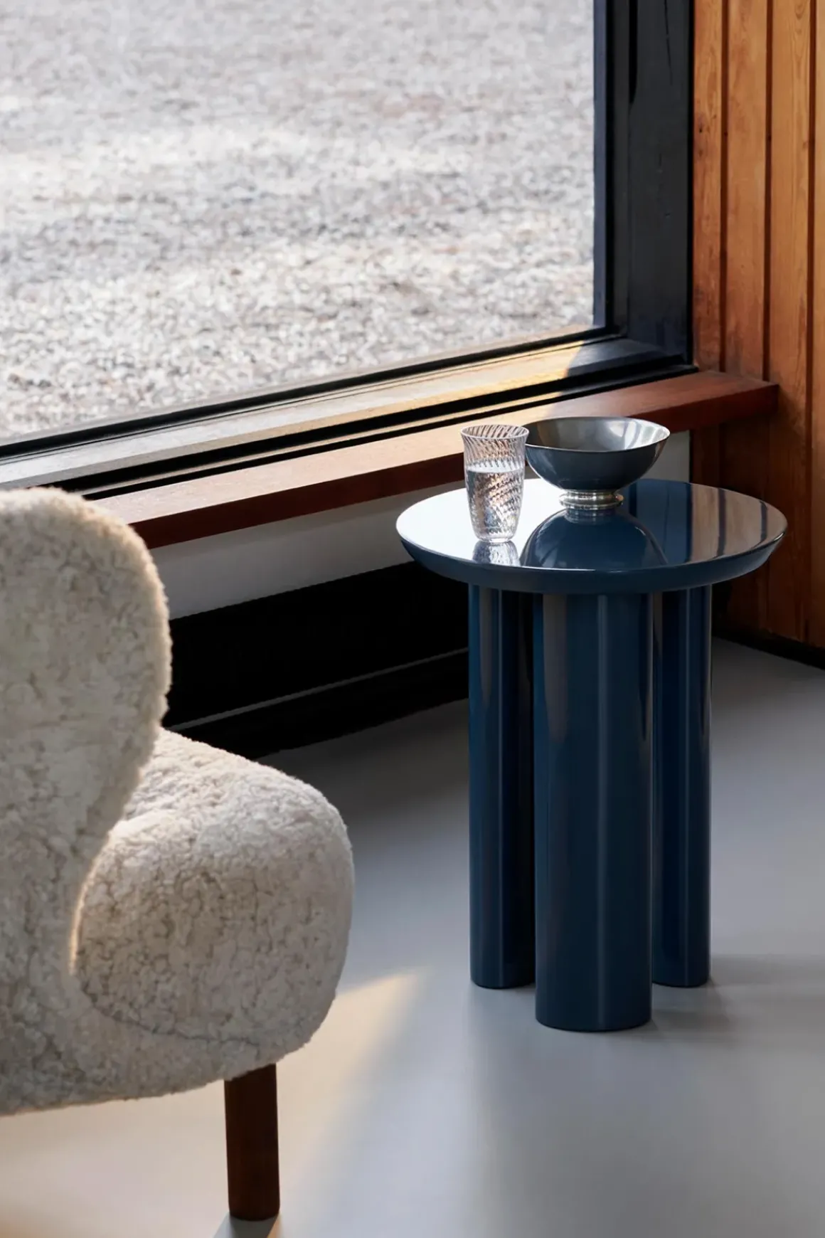 Sidebord - Tung JA3 Steel Blue