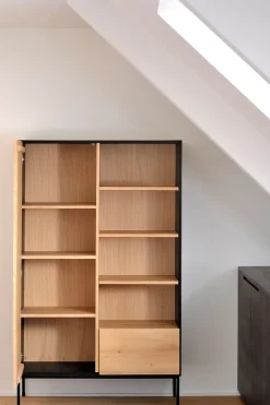 Skap - Blackbird 110x45xH178cm Eik