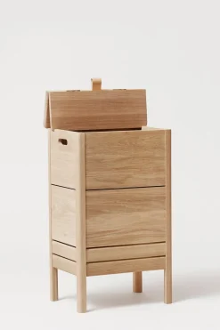 Skittentøyskurv - A Line Laundry Box Hvitoljet Eik