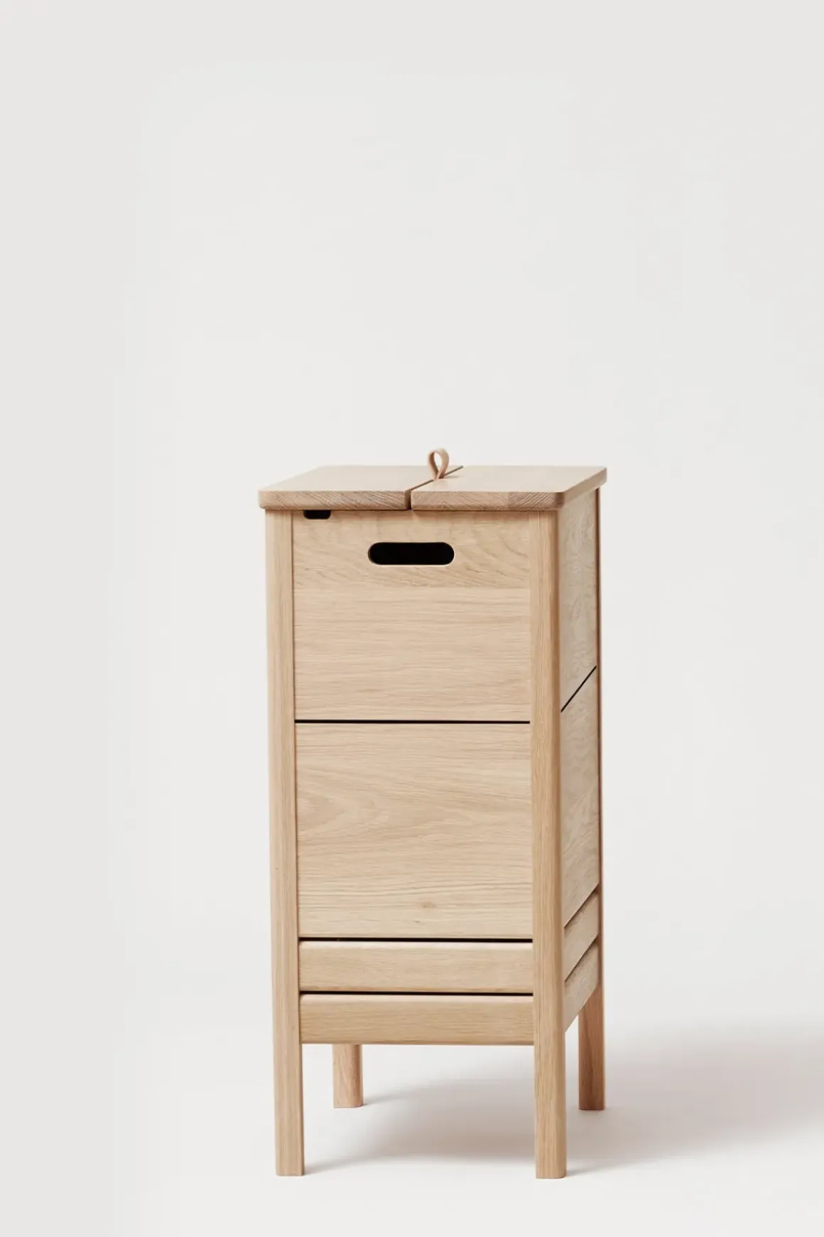 Skittentøyskurv - A Line Laundry Box Hvitoljet Eik