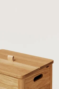 Skittentøyskurv - A Line Laundry Oljet Eik