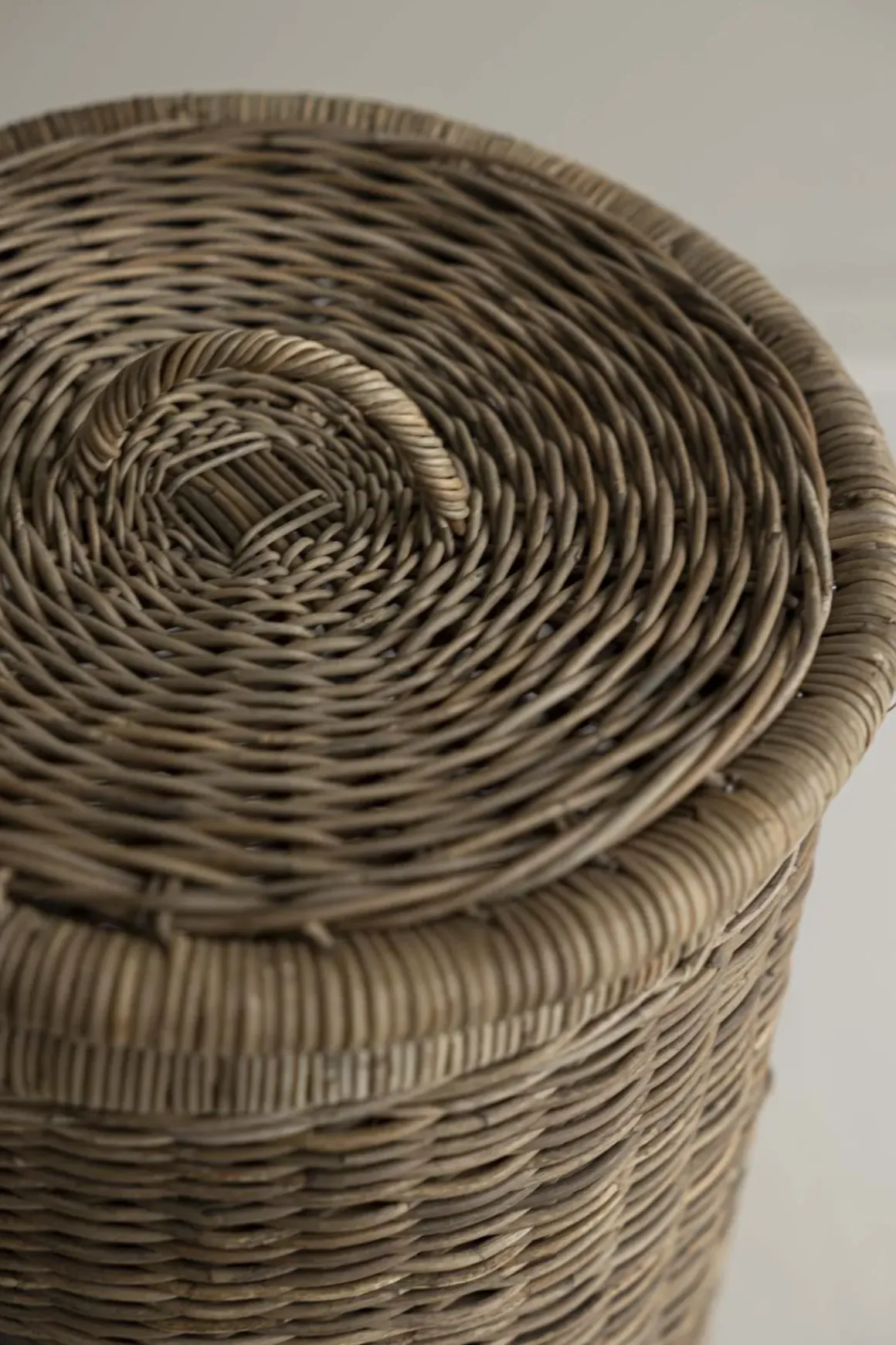 Skittentøyskurv - m/Lokk Dia39 x H59cm