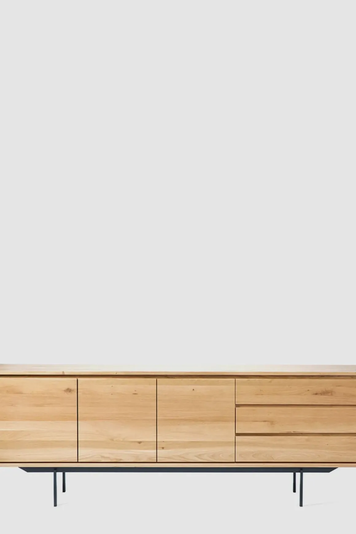 Skjenk - Shadow L 224x45xH80cm Eik