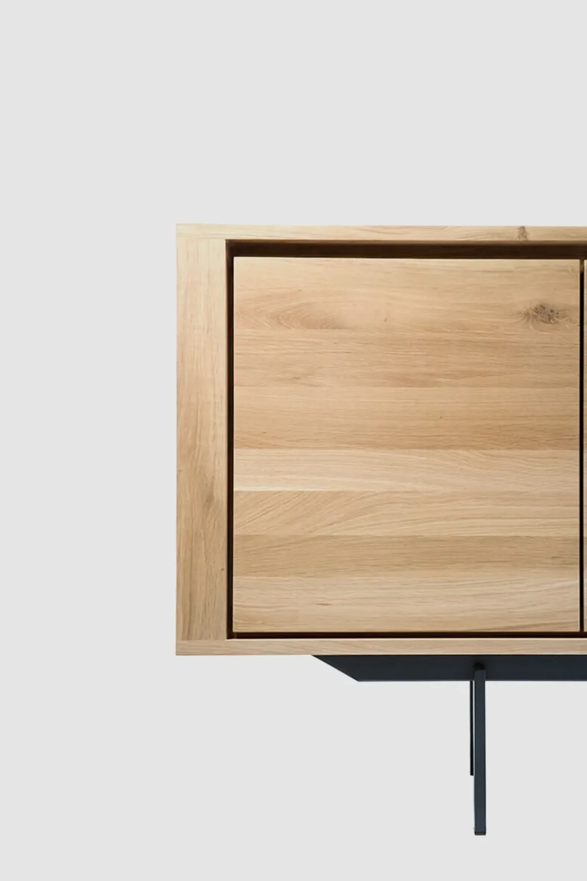 Skjenk - Shadow L 224x45xH80cm Eik