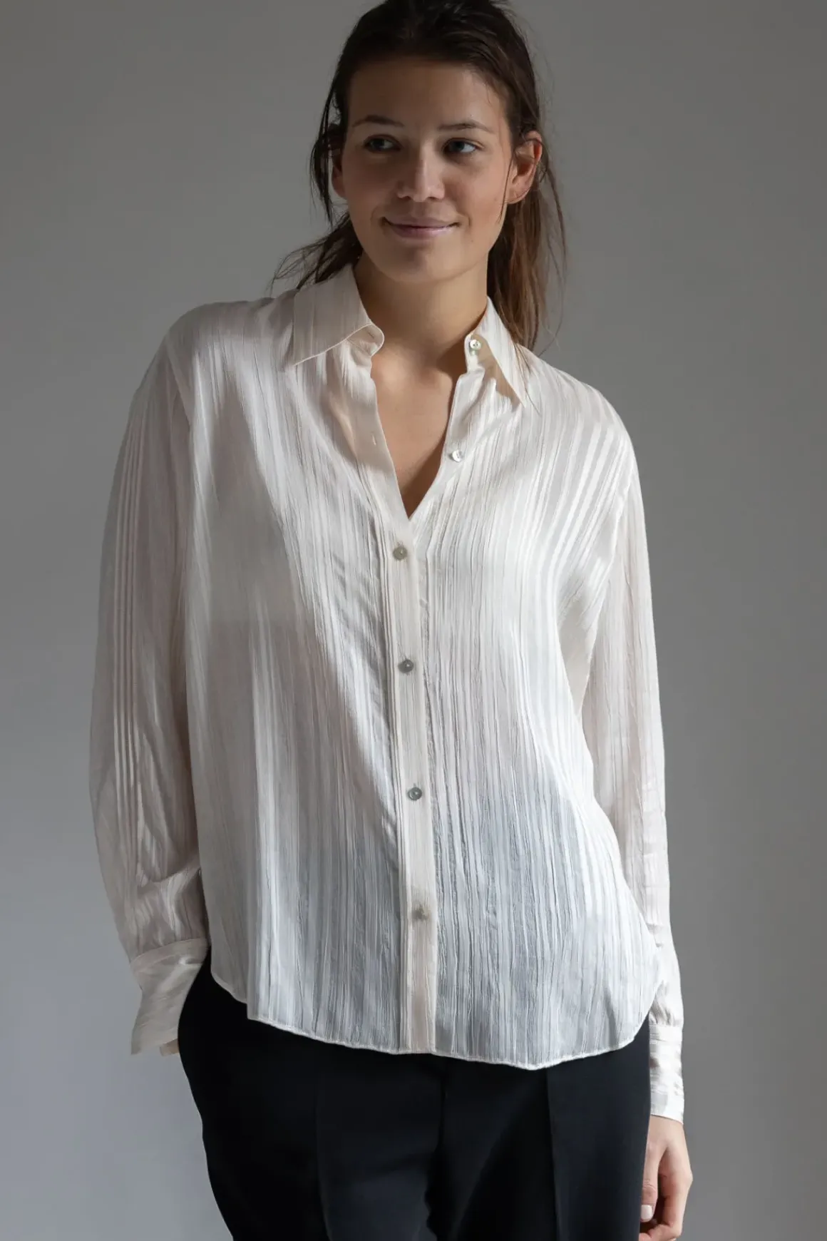 Skjorte - Sheer Stripe Pintuck Creme