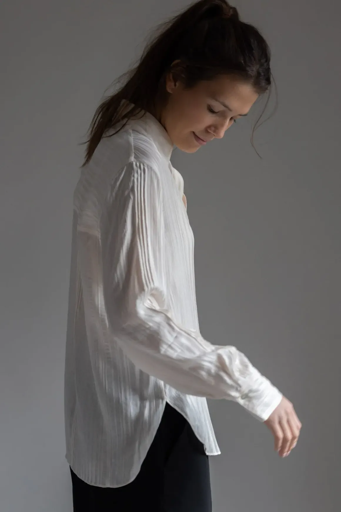 Skjorte - Sheer Stripe Pintuck Creme