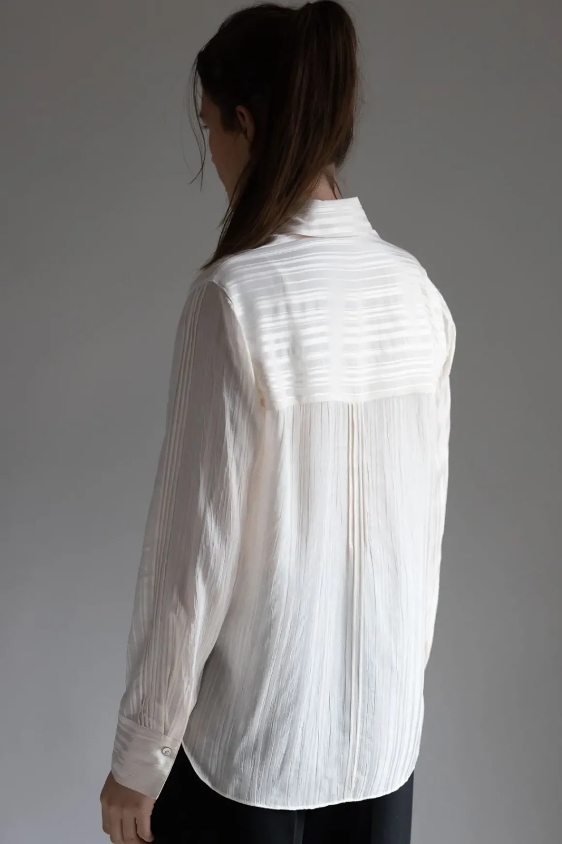 Skjorte - Sheer Stripe Pintuck Creme