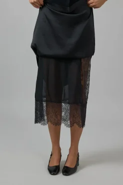 Skjørt - Lace Paneled Black