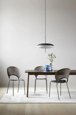 Spisebord - Ana 6490 Røykbeiset/Oljet Eik / Sort Laminat