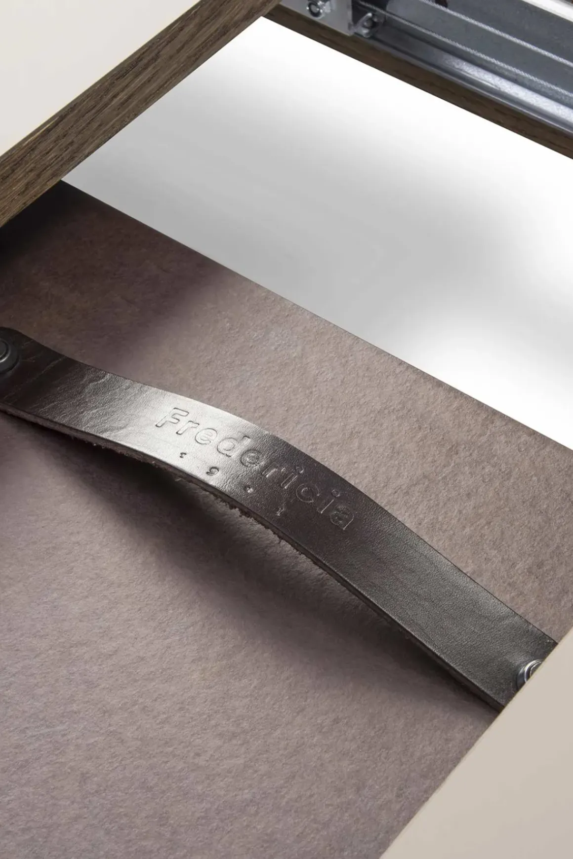 Spisebord - Ana 6491 Såpet Eik/Hvit Laminat