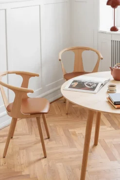 Spisebord / SK3 In Between Oljet Eik Dia 90cm