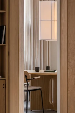 Spisestol - Co Dining u/Armlene 130 Hallingdal, Black Steel