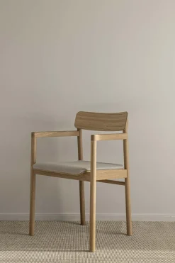 Spisestol - Post Chair Steelcut Trio 213 Lys Oljet Eik