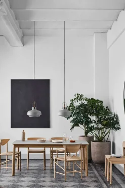 Spisestol - TK2 Betty Lakkert Eik