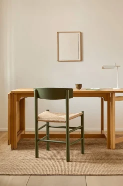 Spisestuestol - J39 Folkestolen Bøk Khaki Grønn/ Naturfarget Papirgarn