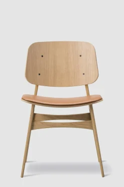 Spisestuestol - Søborg 3051 Lakkert Eik / 95 Cognac Lær