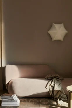 Taklampe - Poem Ceiling/Wall Lamp White/Cashmere Ø36