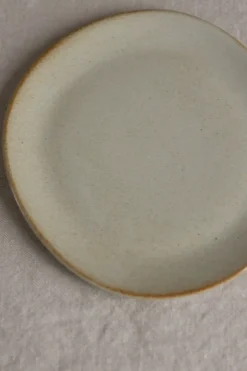 Tallerken - Out of Lines M Off-White