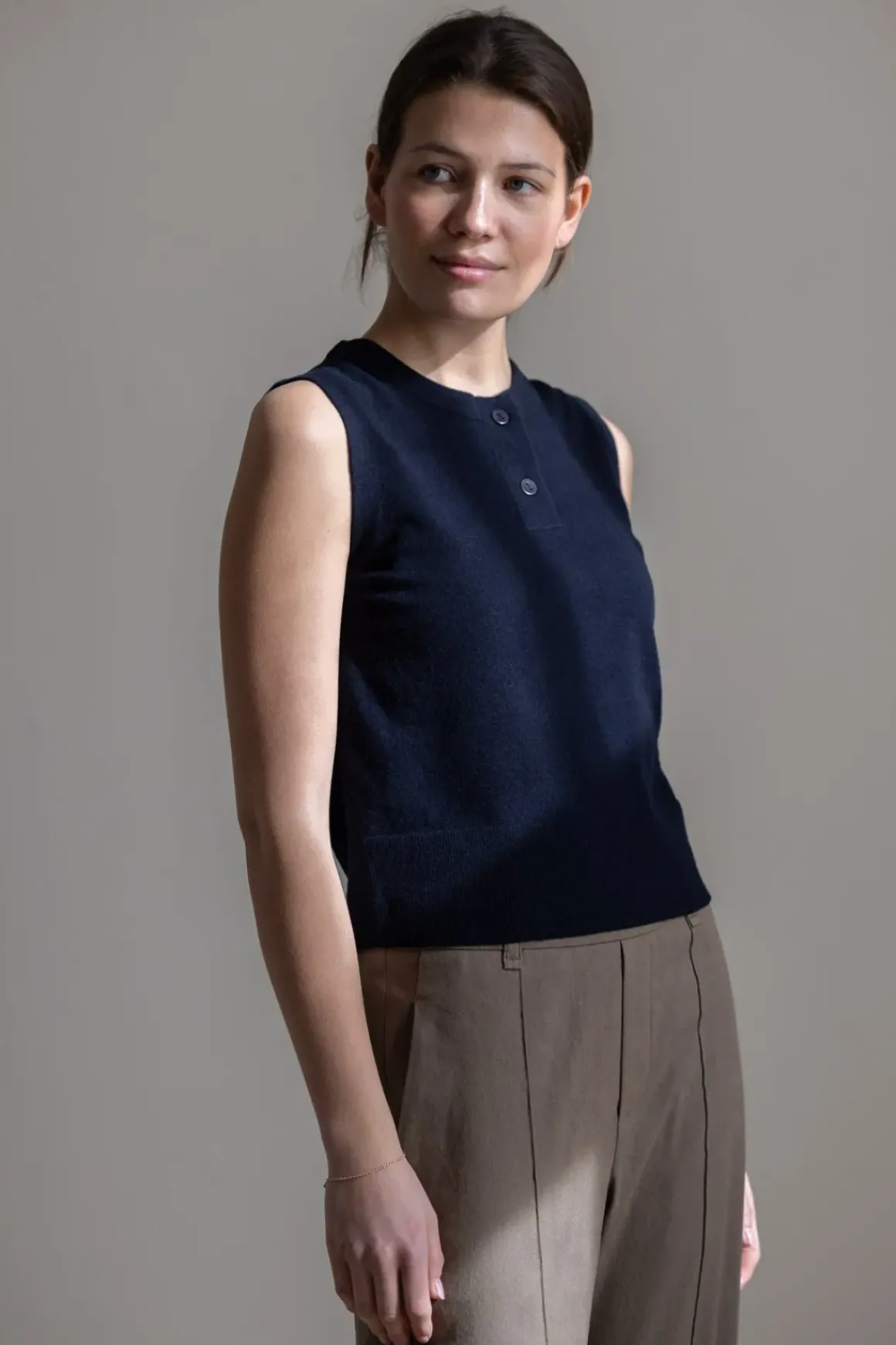 Topp - Henly Crew NK Shell