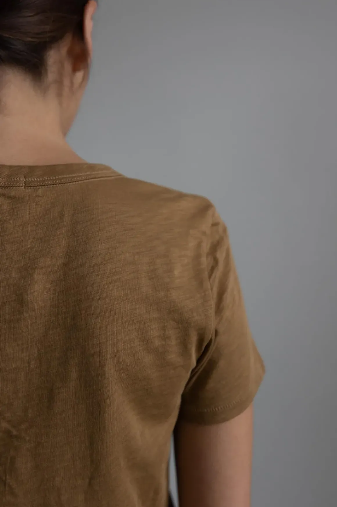 T-Skjorte - The Slub Vee Khaki