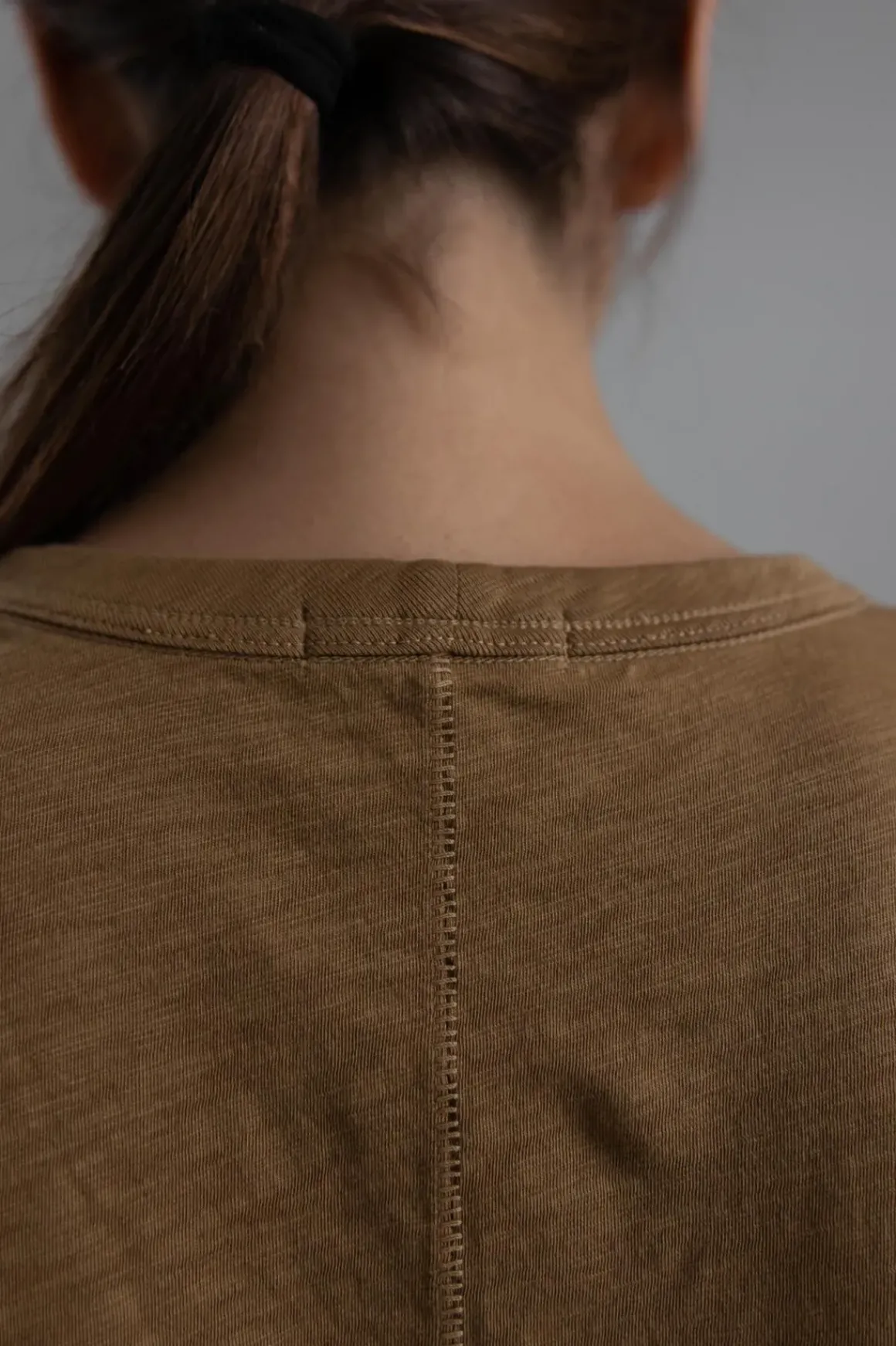 T-Skjorte - The Slub Vee Khaki