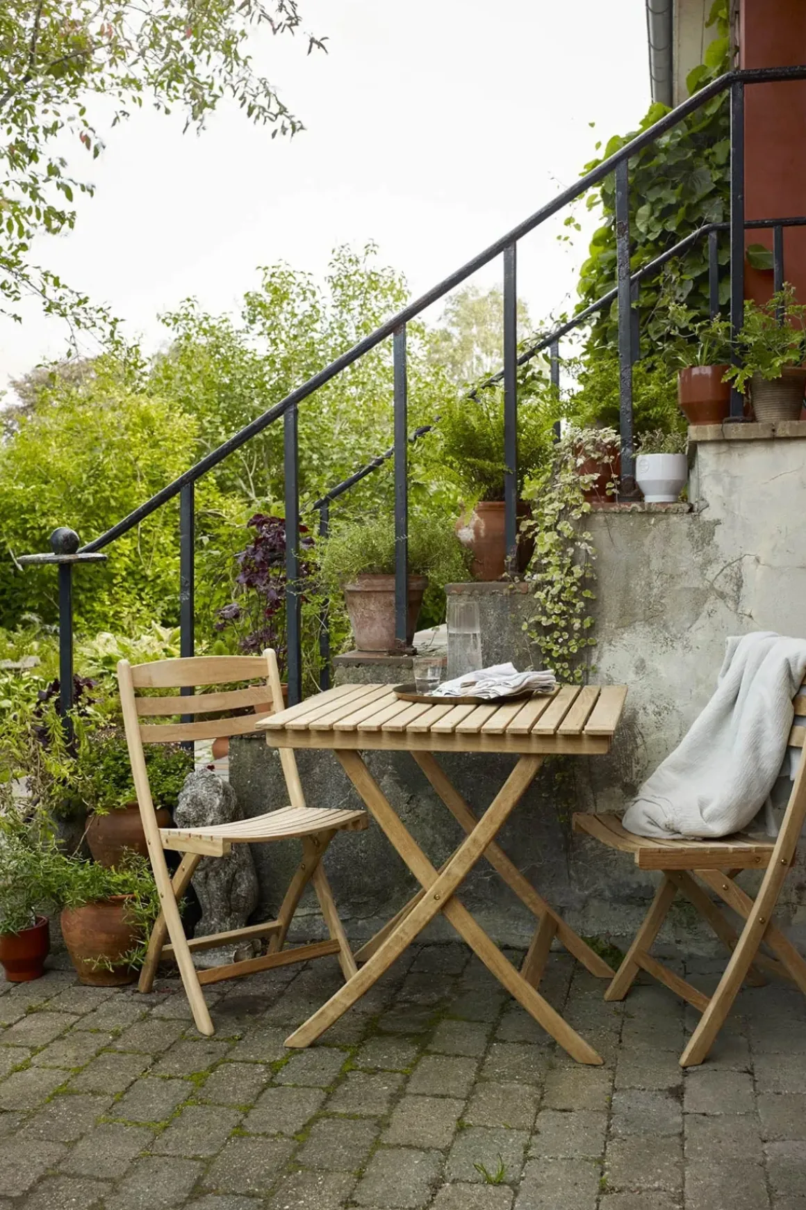 Utebord - Selandia 75x75xh73 Teak