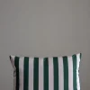 Utepute - Barriere 40x50cm Light Apricot/Dark Green