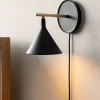 Vegglampe - Cast Sconce