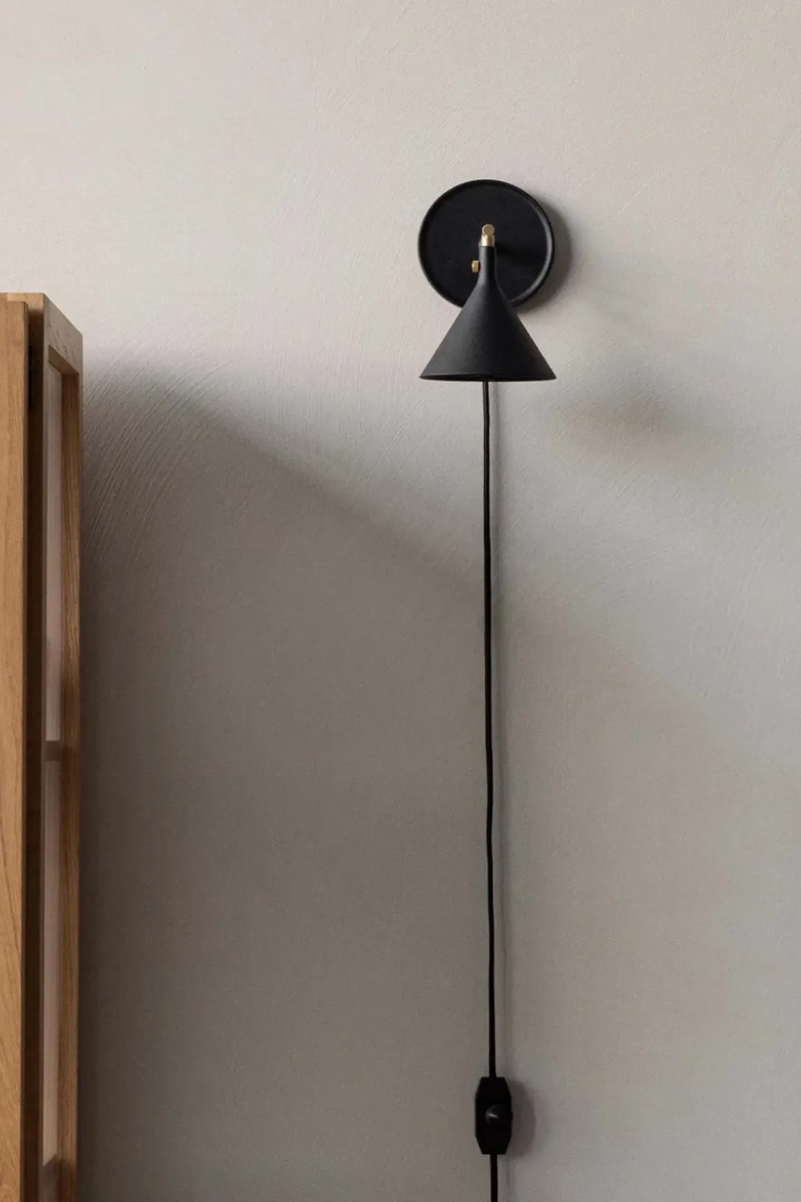 Vegglampe - Cast Sconce