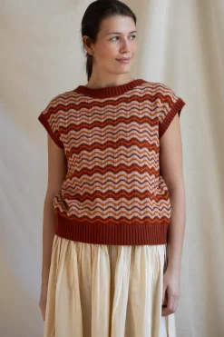 Vest - Wave Stripe Knitted
