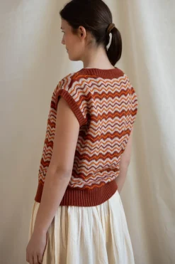Vest - Wave Stripe Knitted