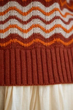 Vest - Wave Stripe Knitted
